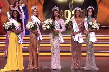 Phút đăng quang của Hoa hậu Siêu quốc gia 2021