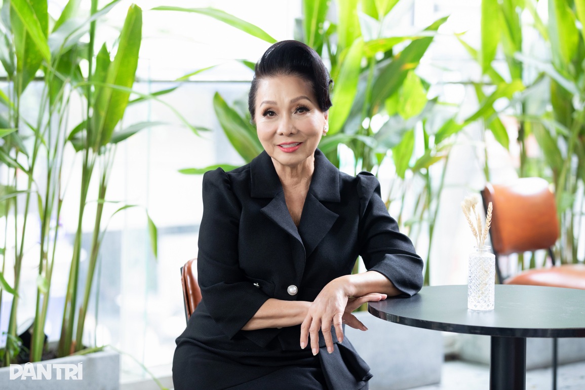 Gây sốt với rap - cải lương, NSND Bạch Tuyết: Tôi khó ngủ vì hạnh phúc - 1 Gây sốt với rap - cải lương, NSND Bạch Tuyết: Tôi khó ngủ vì hạnh phúc - 1