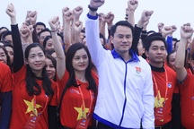 Lễ chào cờ đặc biệt tại cột cờ Lũng Cú mang thông điệp của 150.000 thanh niên