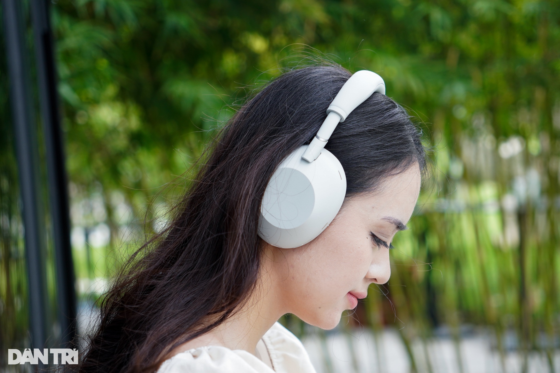 Trải nghiệm Sony WH-1000XM6: Đối thủ của Apple AirPods Max - 24