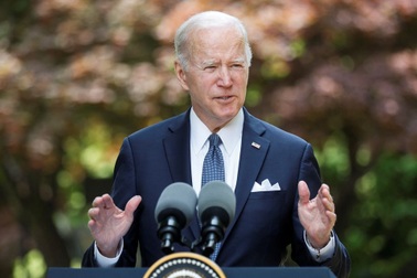 Ông Trump chỉ đạo điều tra hàng nghìn sắc lệnh ông Biden ban hành