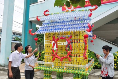 “Khuê Văn Các” làm bằng 1.000 chai nhựa mừng Đại lễ