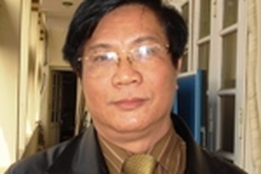 Đề nghị đưa tên học sinh đi xe máy lên mạng 