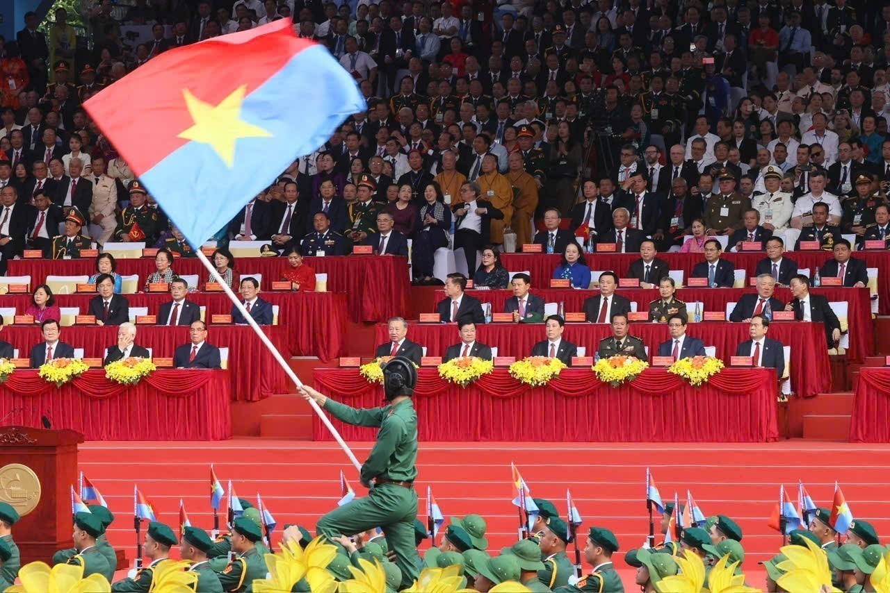 Tổng Bí thư: Khép lại quá khứ, tôn trọng khác biệt, hướng tới tương lai Tổng Bí thư: Khép lại quá khứ, tôn trọng khác biệt, hướng tới tương lai