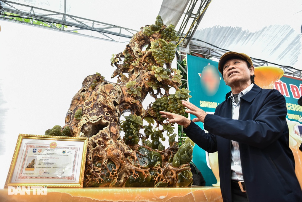 Chiêm ngưỡng cây nho từ ngọc nguyên khối độc nhất vô nhị ở Việt Nam - 4