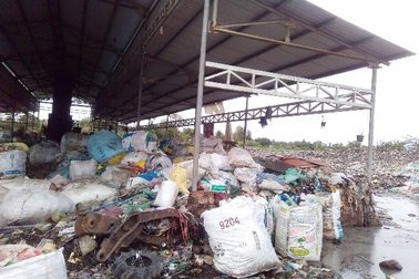 Sóc Trăng: Tạm ngưng hoạt động 2 lò đốt rác xả khí độc ra môi trường!