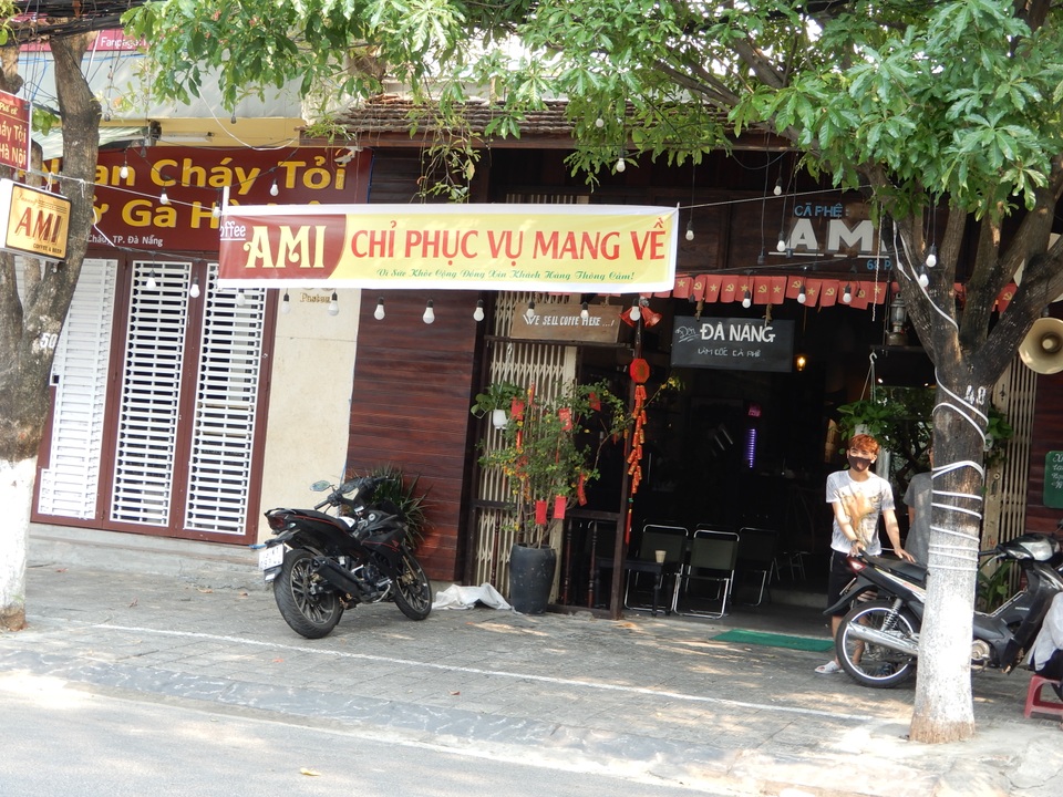 Đà Nẵng: Quán đóng cửa, quán chỉ mở phục vụ mang về nhà - 9 Đà Nẵng: Quán đóng cửa, quán chỉ mở phục vụ mang về nhà - 9
