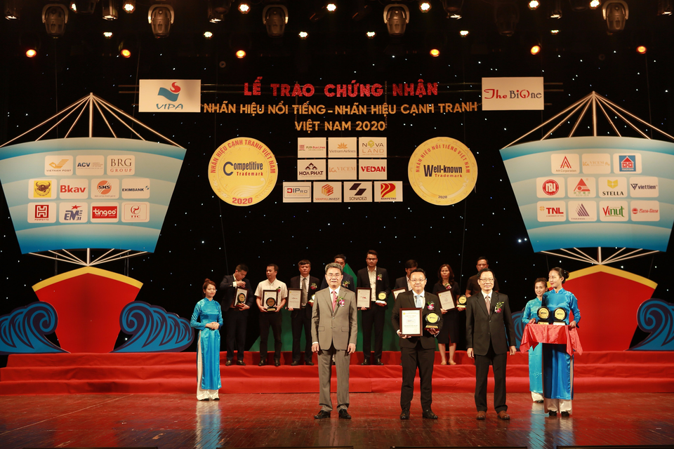 Cường Thịnh Phát Group lọt Top 100 nhãn hiệu nổi tiếng Việt Nam 2020 - 1 Cường Thịnh Phát Group lọt Top 100 nhãn hiệu nổi tiếng Việt Nam 2020 - 1