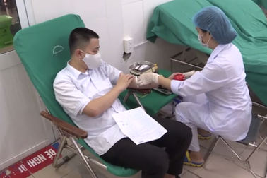 Máu dự trữ "cạn kiệt" do ảnh hưởng của Covid-19, Hải Phòng kêu gọi hiến máu