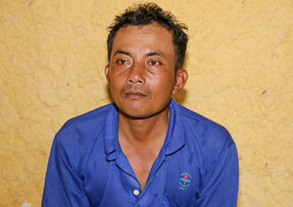 Tuyên phạt thầy giáo giết bạn đồng tính 17 năm tù - 1