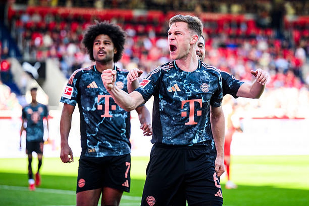 Bayern Munich thắng tưng bừng sau khi bị loại khỏi Champions League - 2 Bayern Munich thắng tưng bừng sau khi bị loại khỏi Champions League - 2