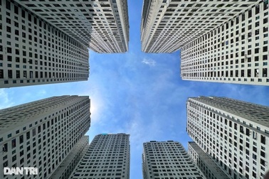 Ùn tắc giao thông: "Chung cư cao tầng không có lỗi"