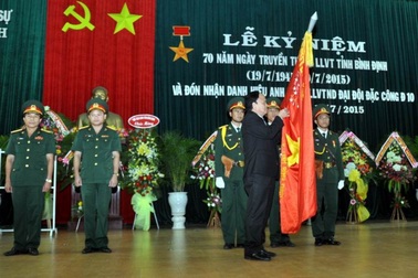 Đại đội Đặc công Đ10 đón nhận danh hiệu Anh hùng