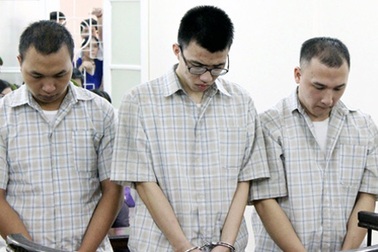 Hà Nội: Án tù cho nhóm sinh viên sát hại bạn giữa giảng đường