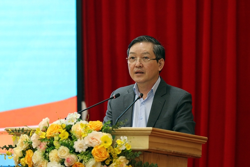 Người dân phải được thụ hưởng lợi ích từ việc chuyển dịch đất đai - 3 Người dân phải được thụ hưởng lợi ích từ việc chuyển dịch đất đai - 3
