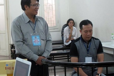 "Nổ" quan hệ rộng để chiếm đoạt 120.000 USD và 3 điện thoại Vertu