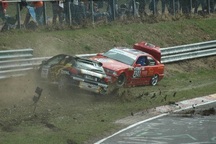 “Vị đắng” trên đường đua Nürburgring 