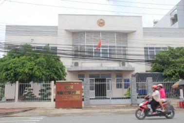 Cán bộ tiếp tay cho tư thương bán phân bón kém chất lượng