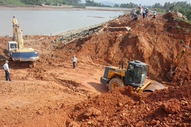 Sự cố vỡ đập Tây Nguyên: Có tổ mối trong thân đập 
