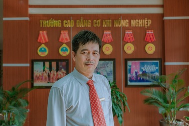 Người thầy đào tạo thợ nghề giỏi nhờ phương châm "cần cù bù khả năng"