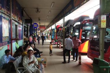 Kiểm tra ma túy các tài xế chở khách về quê đón Tết