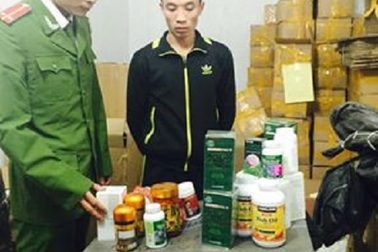 Đột kích và thu giữ hơn 10 tấn thực phẩm chức năng giả 