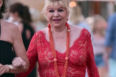 Hình ảnh mới về cựu người mẫu Ivana Trump