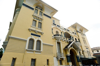 Bảo tàng Mỹ thuật TPHCM sụt lún nghiêm trọng