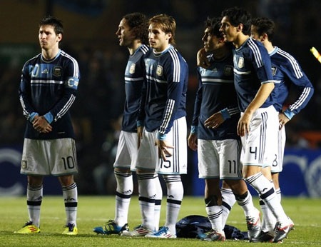 Copa America 2011 - Những bất ngờ dồn dập