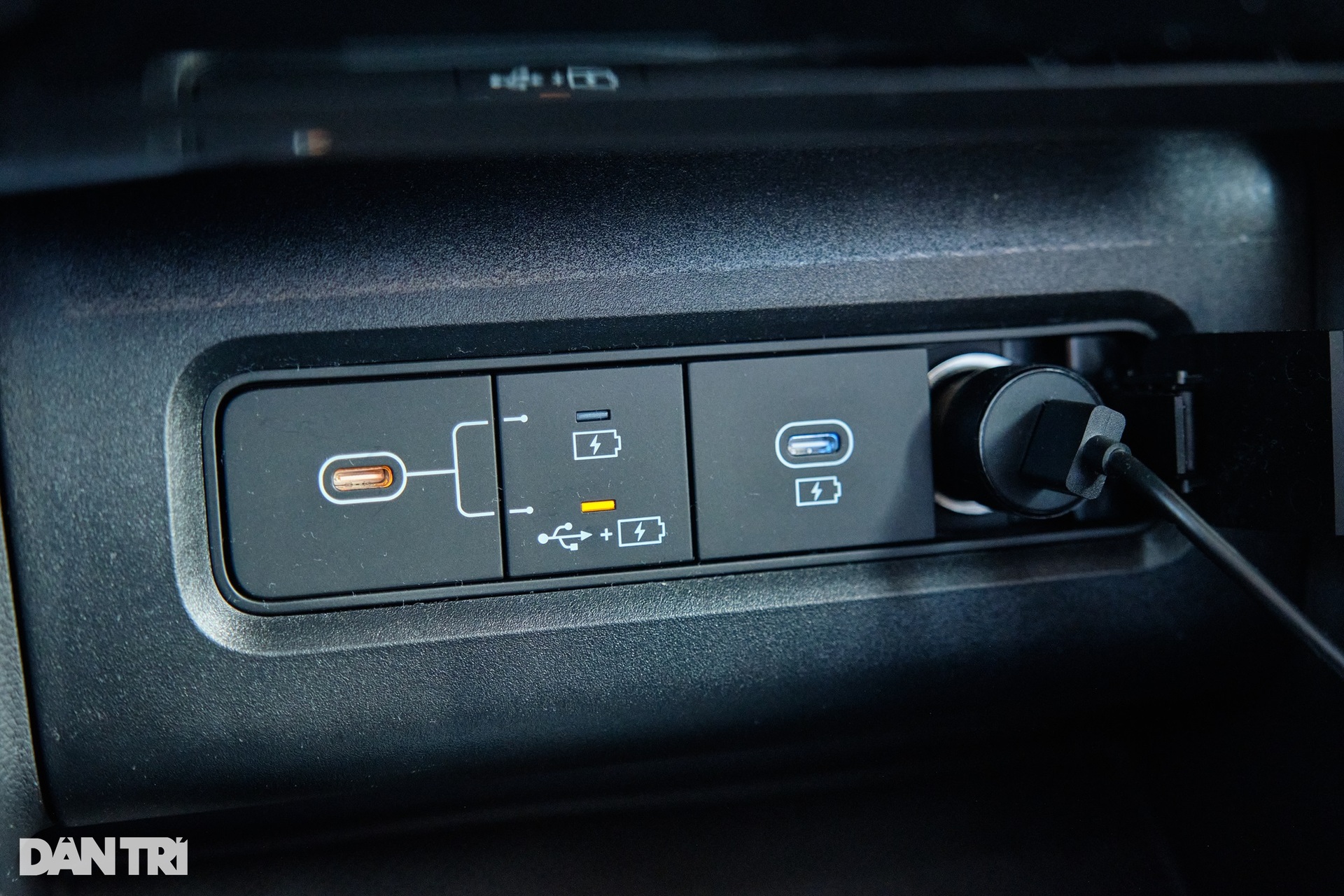 Đánh giá Hyundai Tucson: Khi xe Hàn không còn mờ nhạt về cảm giác lái - 17 Đánh giá Hyundai Tucson: Khi xe Hàn không còn mờ nhạt về cảm giác lái - 17