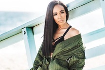 Sợ hãi trước ý định tự tử, sao nữ lên tiếng chia sẻ về cuộc vật lộn âm thầm