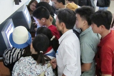 Chuyện cò vé, nghẽn mạng: Chào thua high tech riêng ông nhà tàu