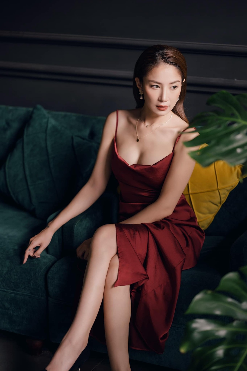 Nàng dâu xinh đẹp của Lật mặt 7: Gốc Hà Nội lại phải học nói giọng Hà Nội - 11 Nàng dâu xinh đẹp của Lật mặt 7: Gốc Hà Nội lại phải học nói giọng Hà Nội - 11