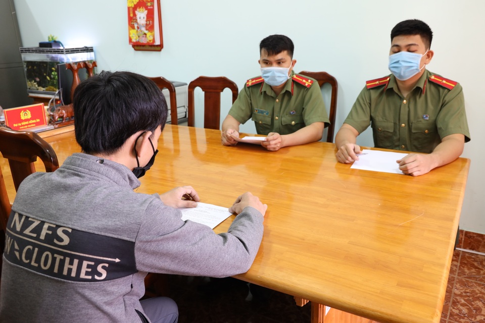 Xử phạt đối tượng vu khống, xúc phạm uy tín của cơ quan, tổ chức - 1 Xử phạt đối tượng vu khống, xúc phạm uy tín của cơ quan, tổ chức - 1
