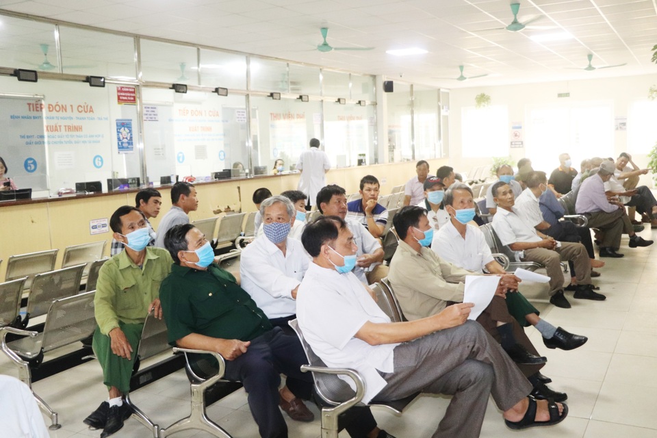 Hàng trăm người được khám sàng lọc loại ung thư đứng thứ 8 về tỷ lệ tử vong - 1 Hàng trăm người được khám sàng lọc loại ung thư đứng thứ 8 về tỷ lệ tử vong - 1