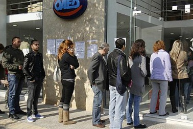 Thất nghiệp tại nước nhà, dân Hy Lạp đổ xô tìm việc tại Anh