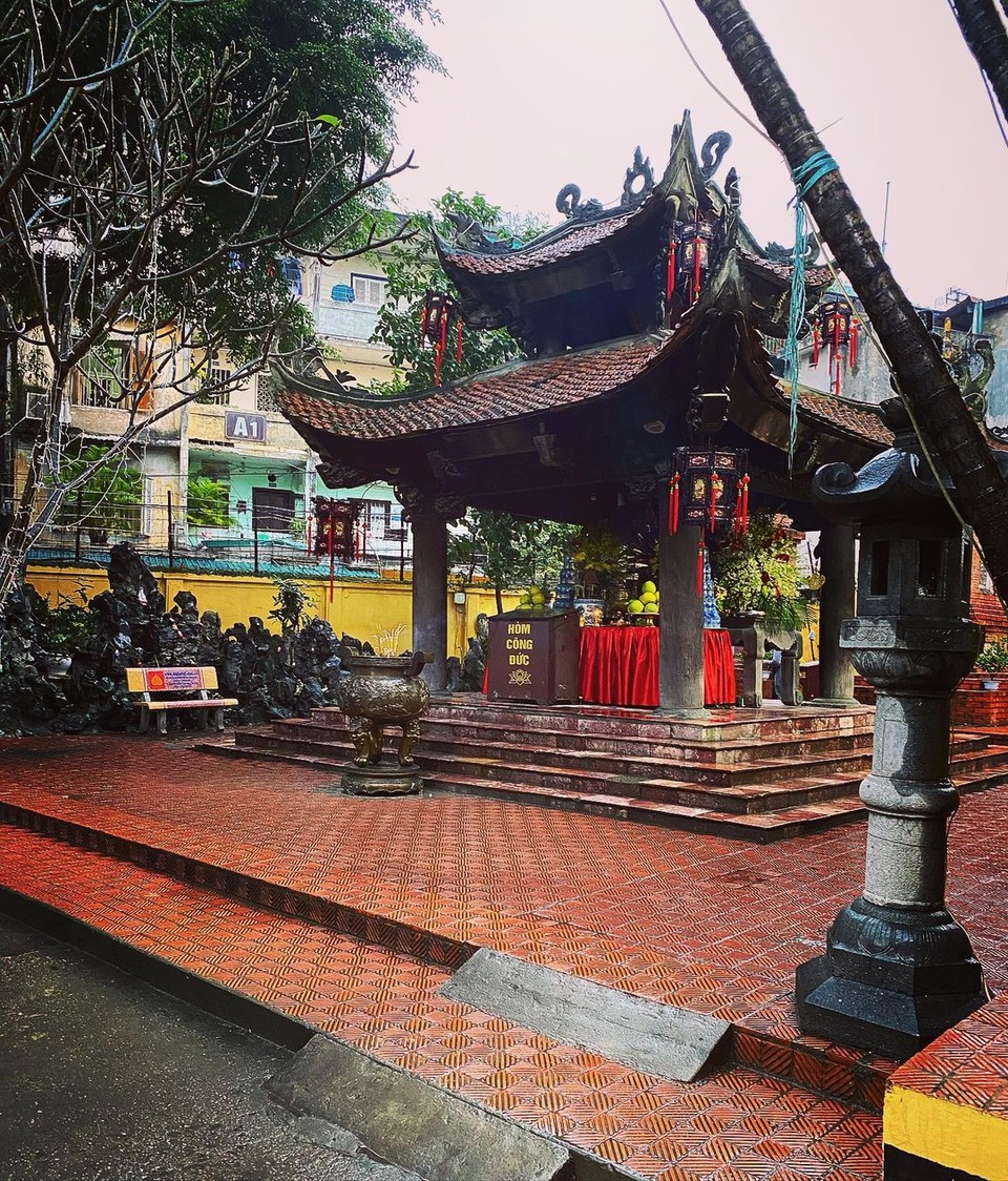 Ghé thăm 5 ngôi chùa nổi tiếng linh thiêng, cầu may mắn đầu năm ở Hà Nội - 3 Ghé thăm 5 ngôi chùa nổi tiếng linh thiêng, cầu may mắn đầu năm ở Hà Nội - 3