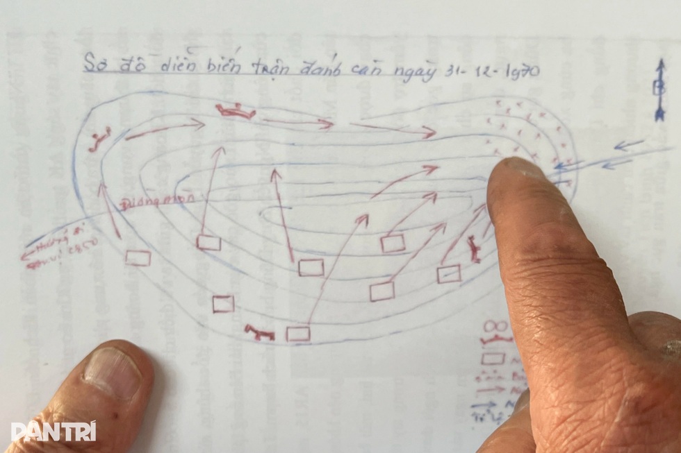 Trận càn tại căn cứ bí mật và giây phút chứng kiến đồng đội hy sinh - 4 Trận càn tại căn cứ bí mật và giây phút chứng kiến đồng đội hy sinh - 4