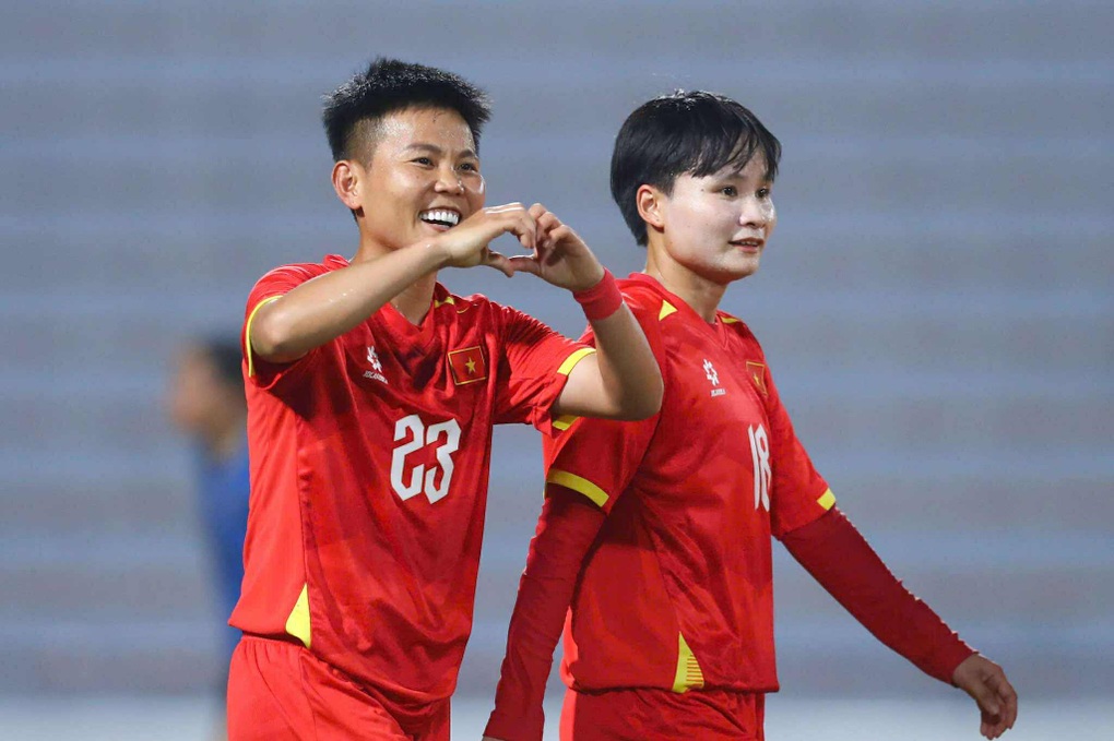المنتخب الوطني الفيتنامي فاز بسهولة على نهائيات آسيا للسيدات - 2 Đội tuyển nữ Việt Nam thắng đậm Guam, dễ dàng vào vòng chung kết châu Á - 2