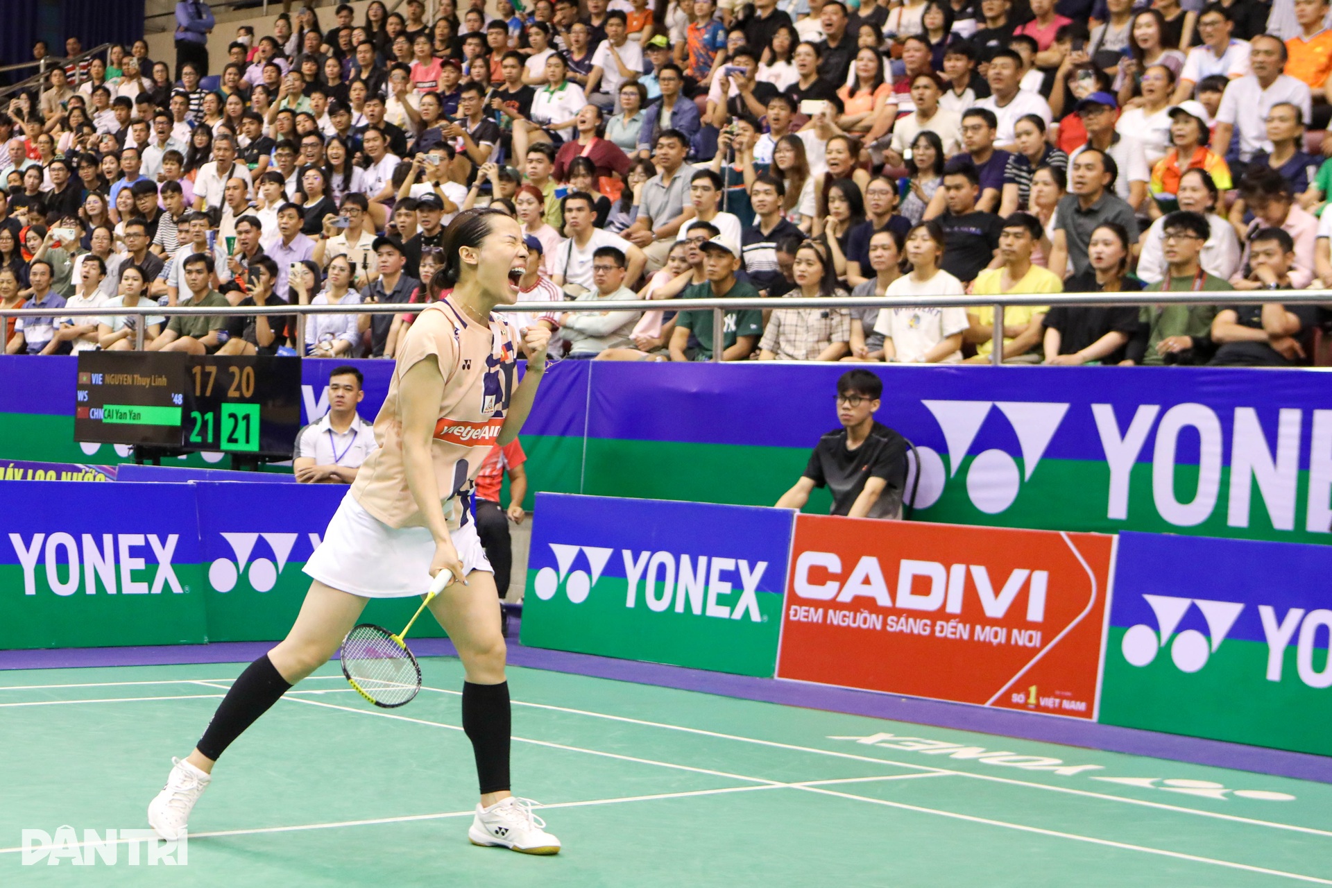 Thua tay vợt Trung Quốc, Nguyễn Thùy Linh lỡ hẹn chức vô địch Vietnam Open - 5