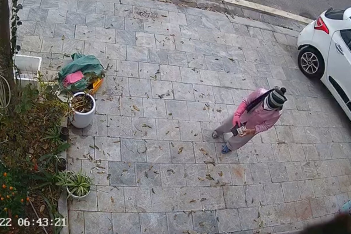 Người níu giữ lòng nhân, kẻ buông bỏ liêm sỉ - 1 Người níu giữ lòng nhân, kẻ buông bỏ liêm sỉ - 1