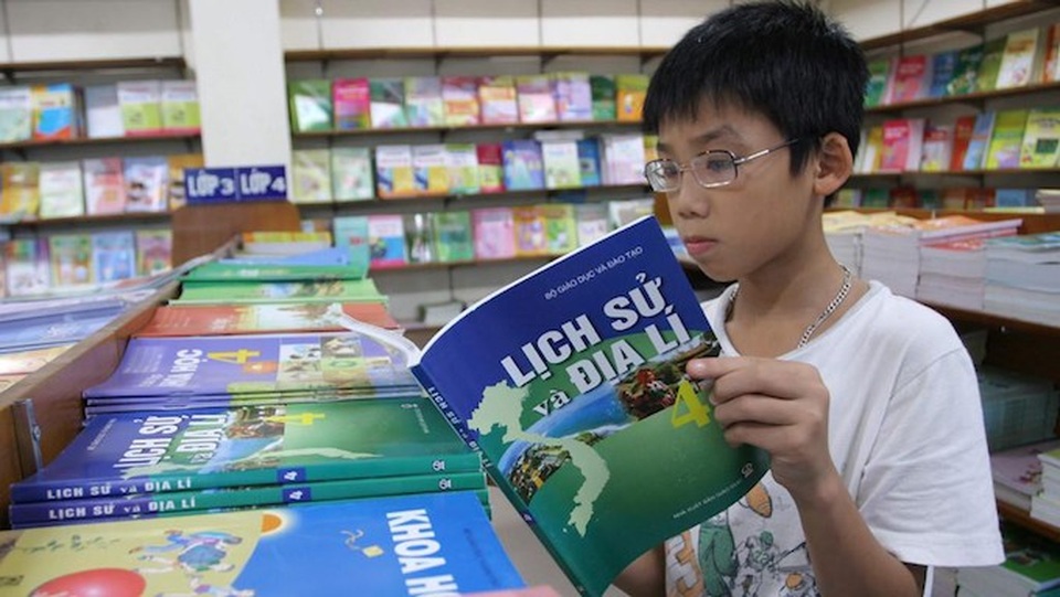 Sách giáo khoa phải là cuốn sách tự học của học sinh - 2 Sách giáo khoa phải là cuốn sách tự học của học sinh - 2