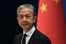 Trung Quốc cảnh báo Mỹ "tự bắn vào chân" khi cấp vũ khí cho Đài Loan