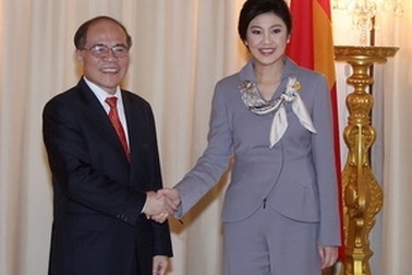 Chủ tịch Quốc hội hội kiến với Thủ tướng Thái Lan