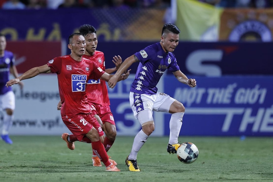 CLB TPHCM – CLB Hà Nội: Công Phượng đối đầu với Quang Hải - 2 CLB TPHCM – CLB Hà Nội: Công Phượng đối đầu với Quang Hải - 2