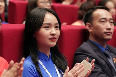 Những bóng hồng xinh đẹp tại Đại hội Đoàn toàn quốc lần thứ XI