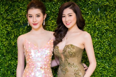 Tú Anh và Huyền My đọ vẻ gợi cảm cùng váy cúp ngực, khoe vai trần
