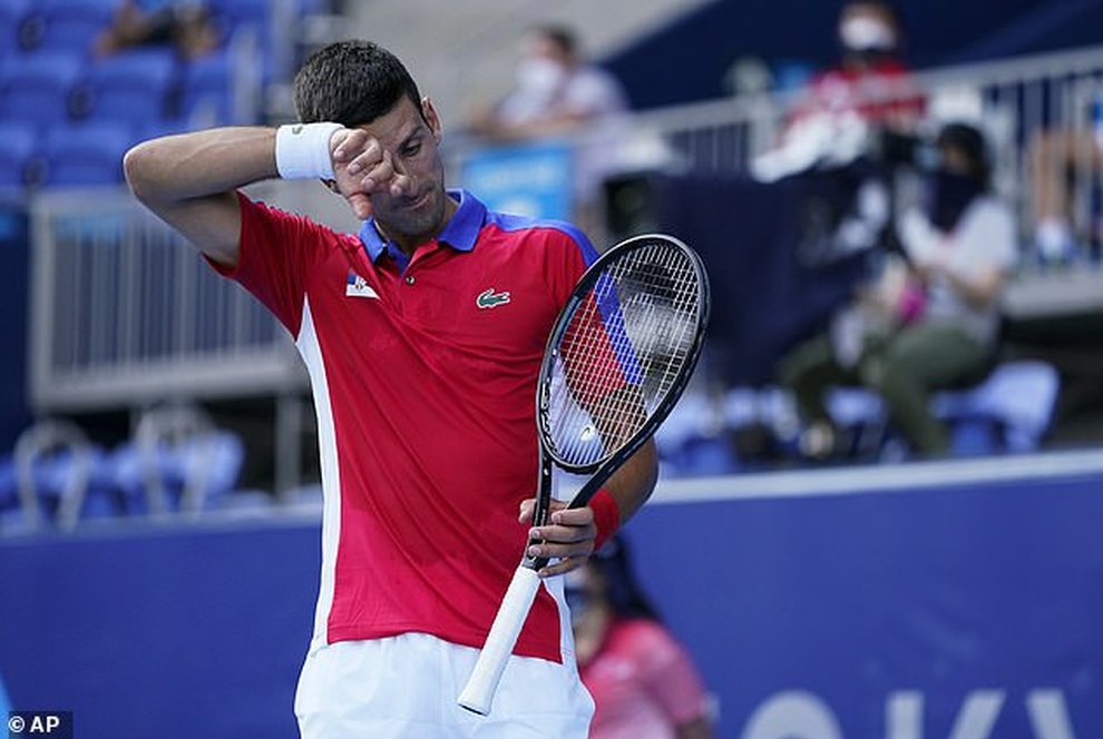 Djokovic đau đớn khi tan mộng giành HCV Olympic - 1 Djokovic đau đớn khi tan mộng giành HCV Olympic - 1