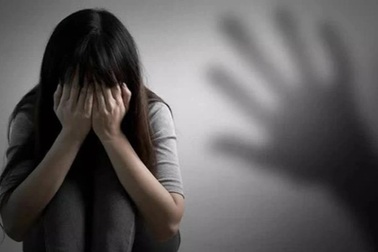 Cựu sinh kiến nghị Ngô Hoàng Anh cần xin lỗi sau vụ bị tố quấy rối