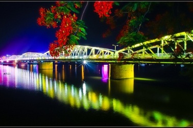 Cầu Trường Tiền Huế sẽ “bùng cháy” trong Festival